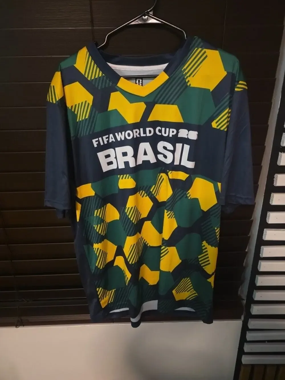 Brazil FIFA World Cup Soccer Jersey Black/Green/Yellow/White Men's XL, no tags